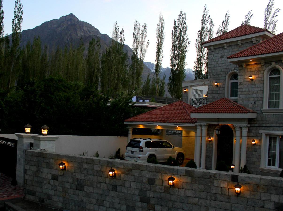Arish Luxury Suites Skardu Bagian luar foto