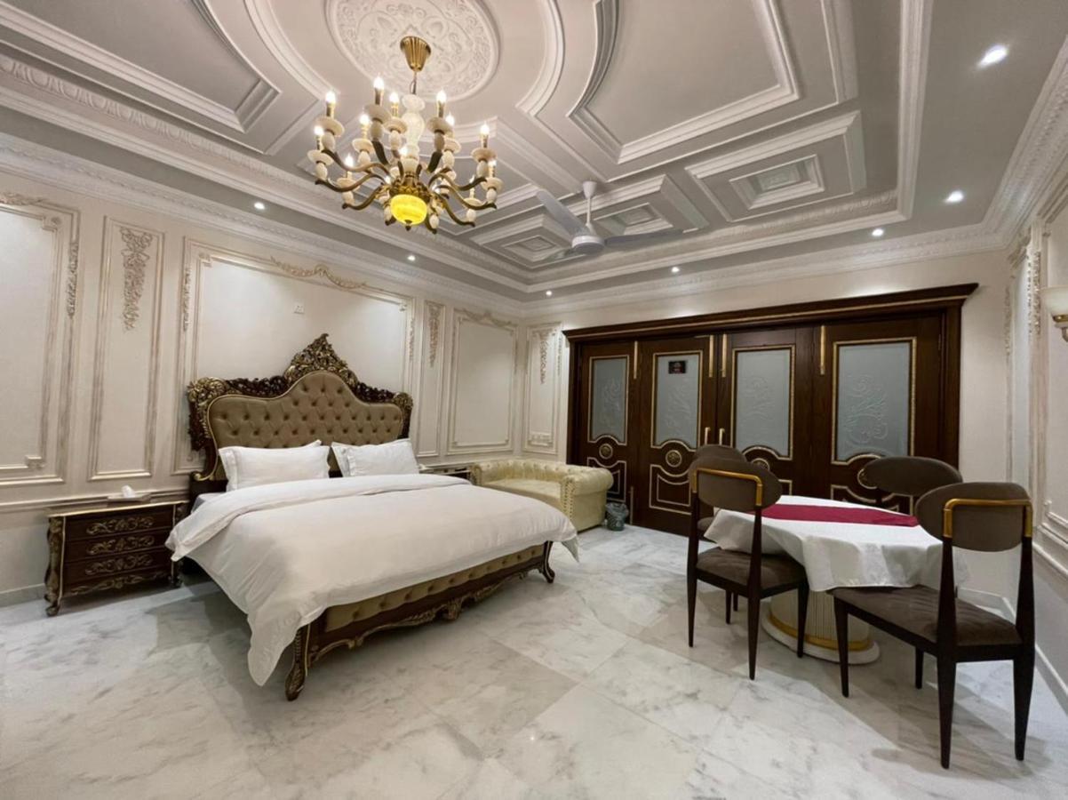 Arish Luxury Suites Skardu Bagian luar foto