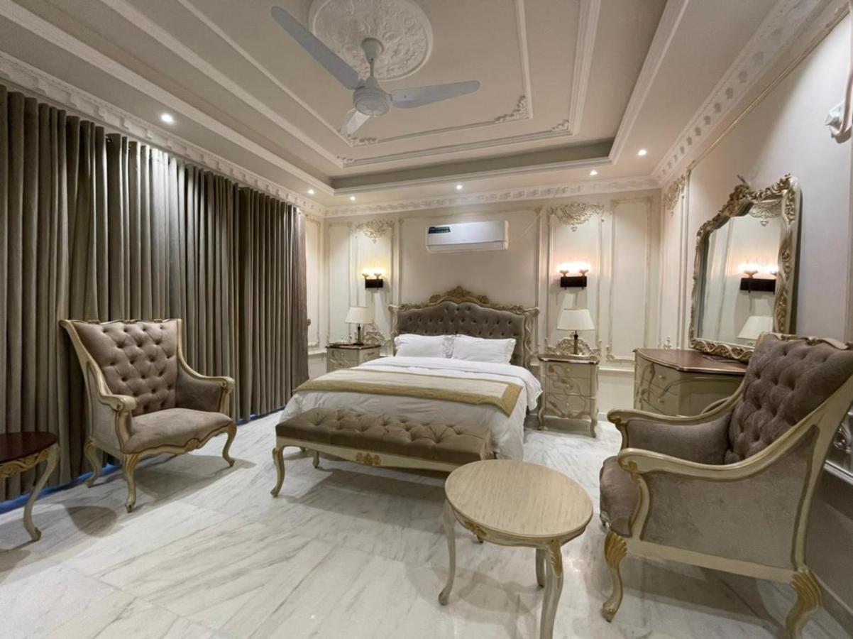 Arish Luxury Suites Skardu Bagian luar foto
