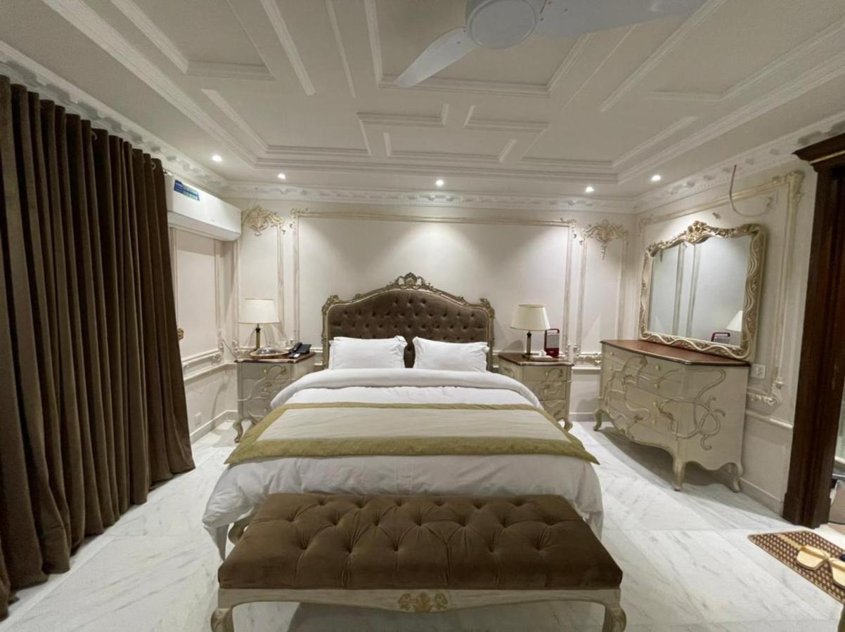 Arish Luxury Suites Skardu Bagian luar foto